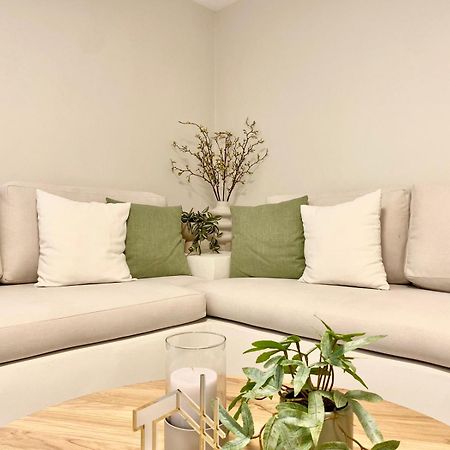 Villa Fleria Seaside Studios & Apts Gerani  ห้อง รูปภาพ