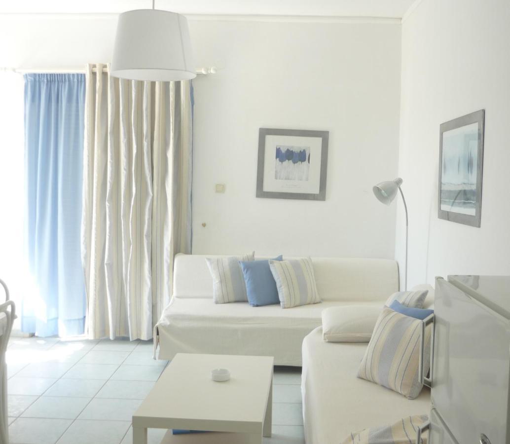 Villa Fleria Seaside Studios & Apts Gerani  ภายนอก รูปภาพ