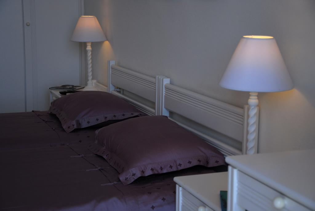 Villa Fleria Seaside Studios & Apts Gerani  ภายนอก รูปภาพ